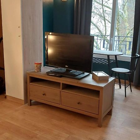 Studio Proche De La Defense Нантерр Экстерьер фото